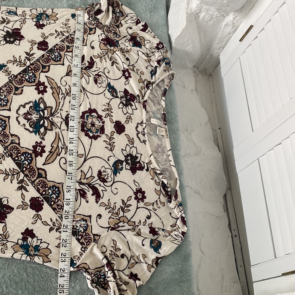 Cato XL long sleeve Top - Picture 11 of 12